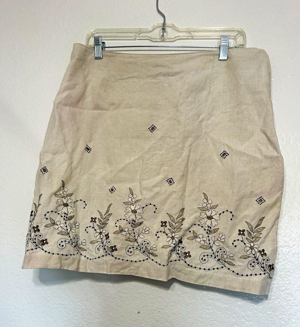 Ann Taylor 100% Linen embroidered skirts Size 14